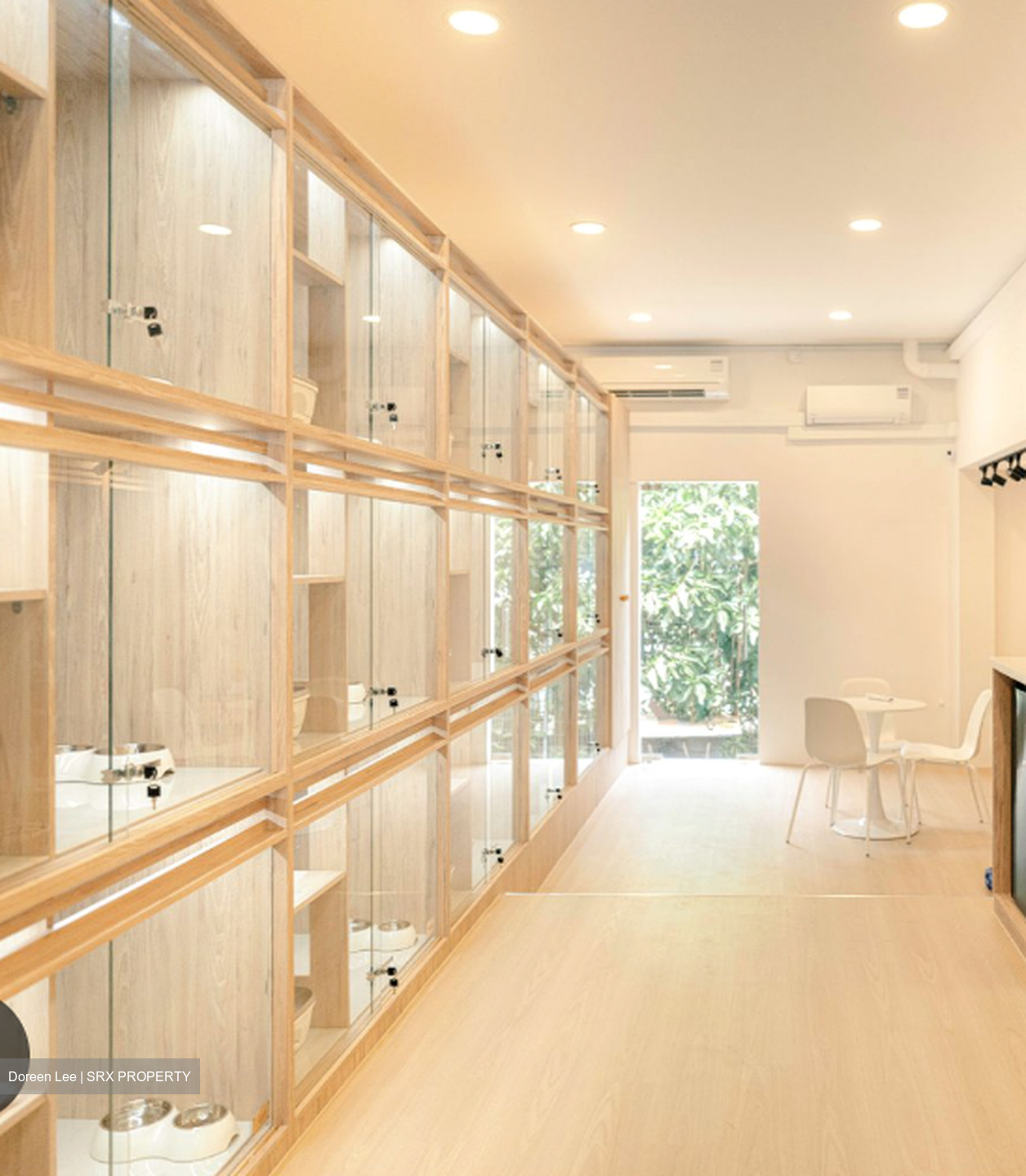 Yio Chu Kang Road (D19), Retail #636166681